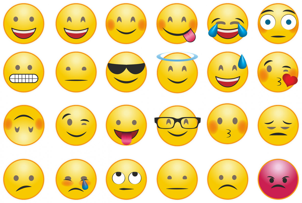 24 different emojis arranged in a grid pattern